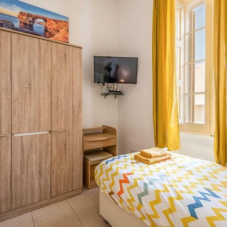 Traditional Maltese Townhouse Hotel Sliema Ngoại thất bức ảnh