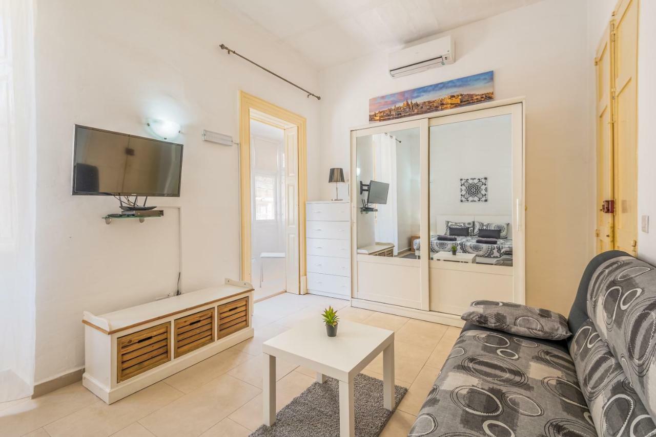 Traditional Maltese Townhouse Hotel Sliema Ngoại thất bức ảnh