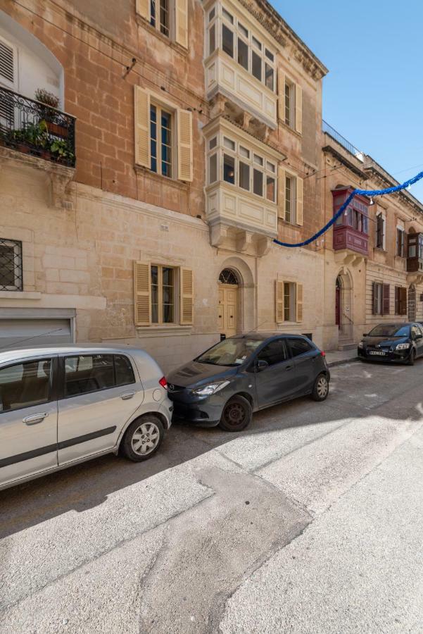 Traditional Maltese Townhouse Hotel Sliema Ngoại thất bức ảnh