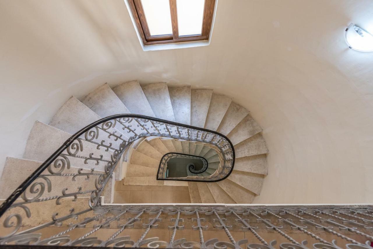 Traditional Maltese Townhouse Hotel Sliema Ngoại thất bức ảnh